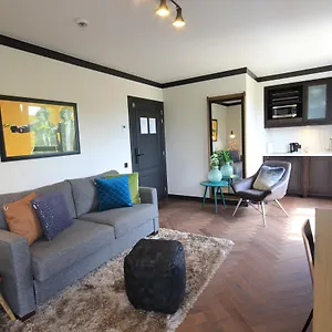 Hotel apartamentowy Getaway Brussels Airport, Zaventem